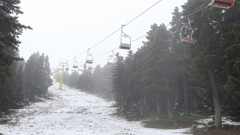Uludağ’a Haziran ayında kar yağdı