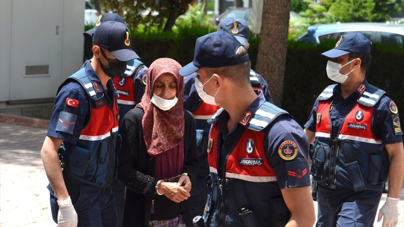Konya’da tartıştığı kocasını öldürdü