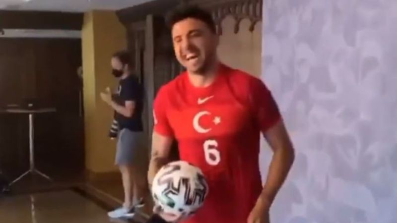 Ozan Tufan ve Cengiz Ünder'in eğlenceli anları