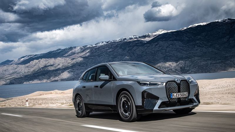 BMW, yeni elektrikli araçlarını Türkiye'ye getiriyor