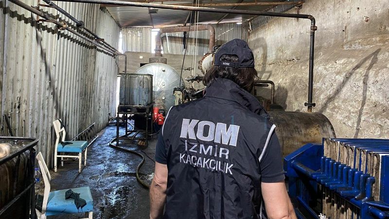 İzmir'de ele geçirilen 16 bin 600 litre kaçak mazotla ilgili 1 gözaltı