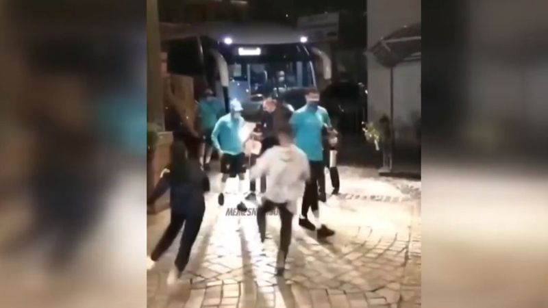 Neymar'ın ayağından ayakkabısını çaldılar