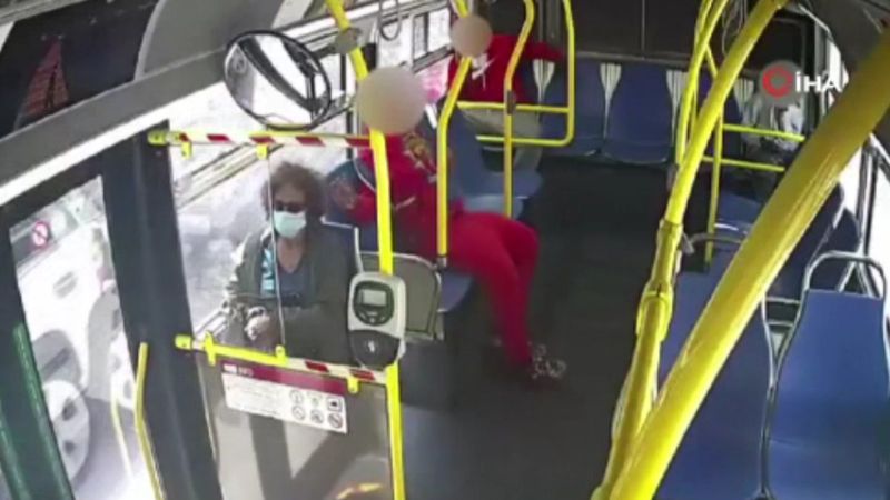 ABD'de otobüste saçları yakılan kadın