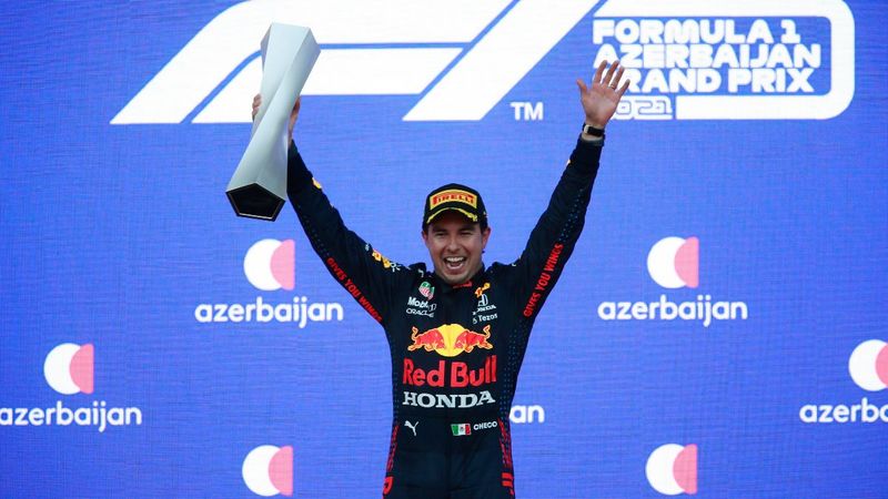 F1 Bakü GP'sini Sergio Perez kazandı