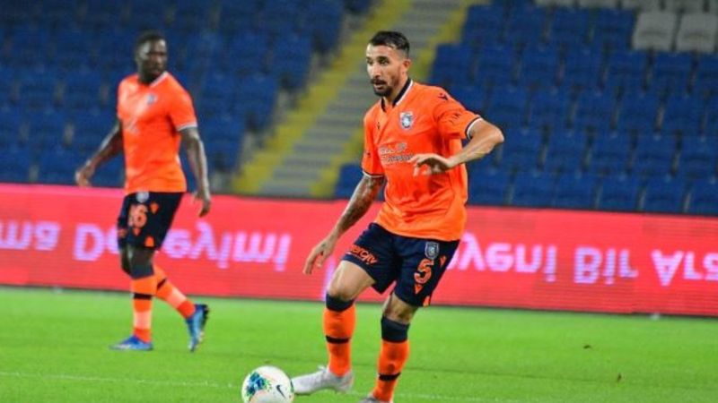 Başakşehir, Mehmet Topal'la yollarını ayırdı