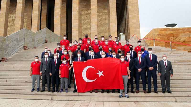 Anadolu Efes, Anıtkabir'i ziyaret etti