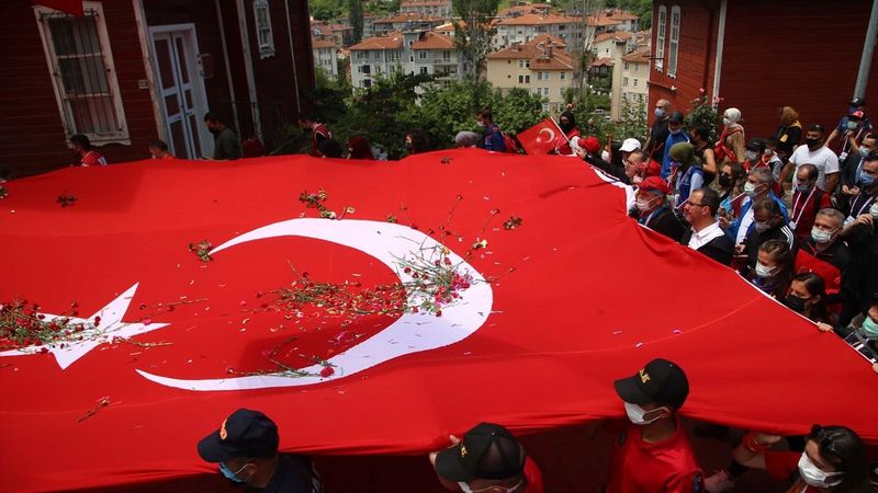 Muharrem Kasapoğlu, Atatürk ve İstiklal Yolu yürüyüşüne katıldı