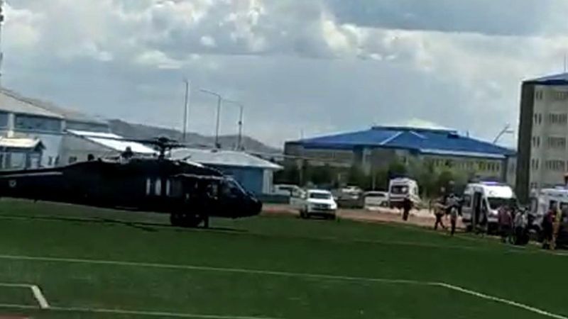 Kars'ta askeri araç kaza yaptı