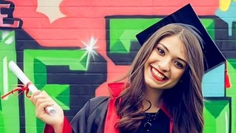 Aybüke Öğretmensiz 4 yıl geride kaldı