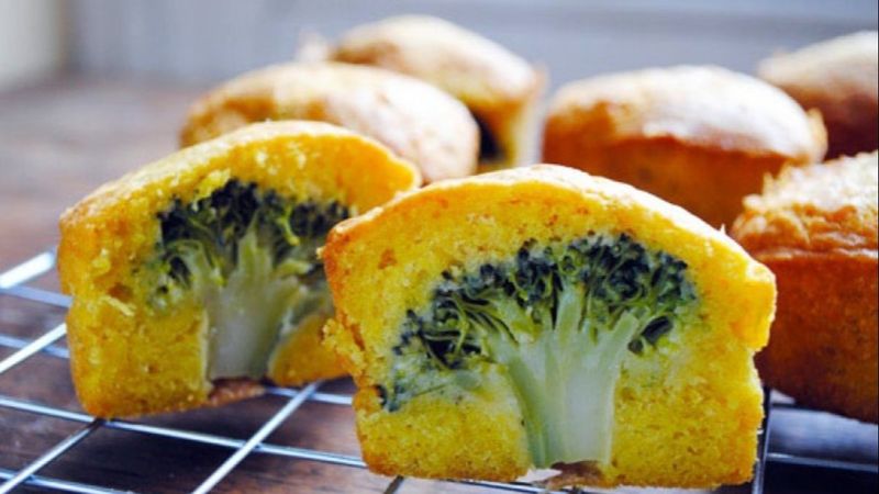 Sevmeyene sevdiren tarif: Brokolili kek