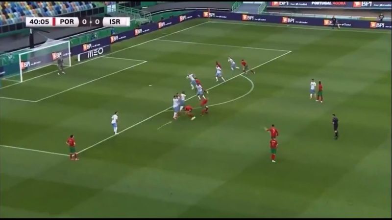 Ronaldo'nun kullandığı frikik alay konusu oldu