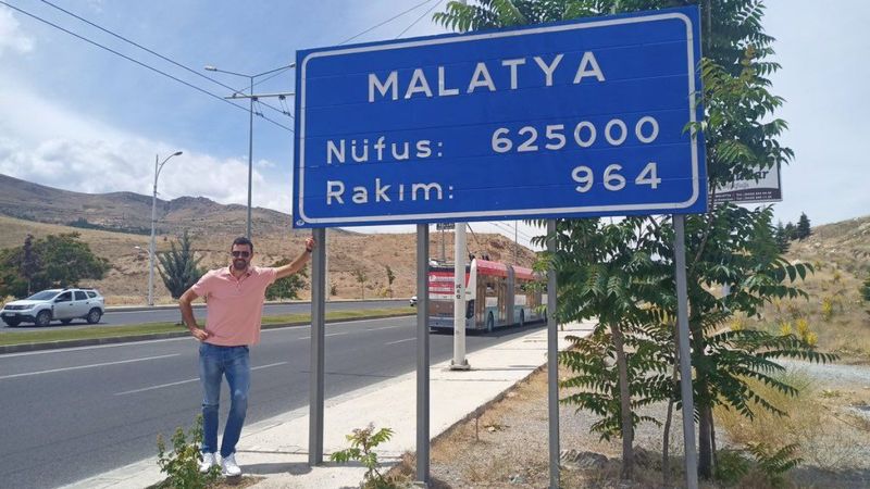 Simon, memleketi Malatya'da