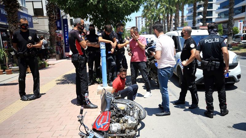 Antalya'da 13 yaşındaki suç makinesi yakalandı