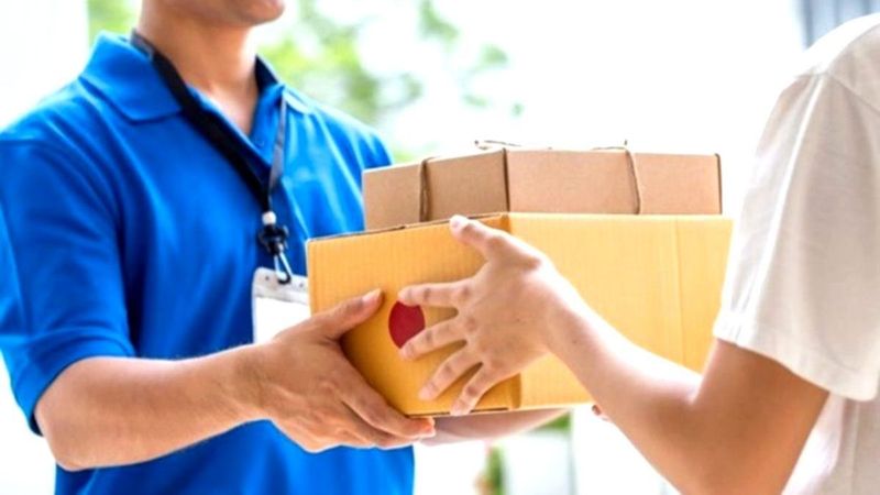 Kargo çalışanları ile kuryeler de aşılanacak