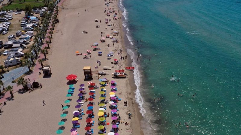 Kuşadası ve Didim sahillerinde yoğunluk
