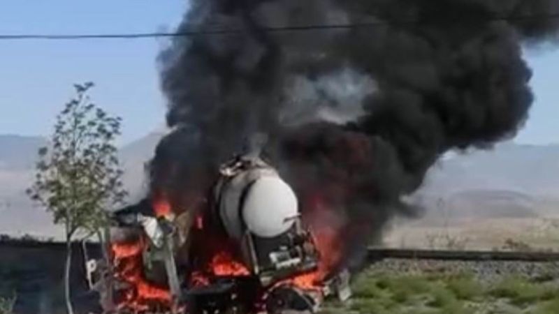 Konya'da traktör alev topuna döndü