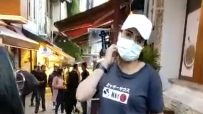 Ortaköy'de yakalanan hırsızlardan biri kendisini kesti