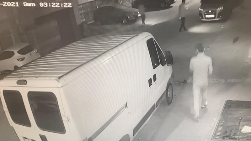 Esenyurt’ta, lokantaya ateş açan şahıslar yakalandı