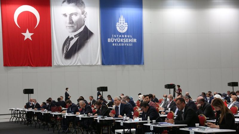 İSKİ'nin su zammı teklifi İBB Meclisi'nde reddedildi 