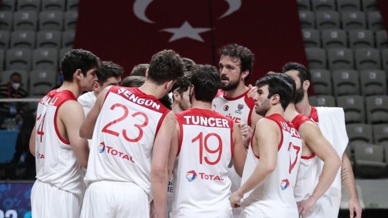 A Milli Erkek Basketbol Takımı'nın Venezuela ile oynayacağı maç korona nedeniyle iptal edildi
