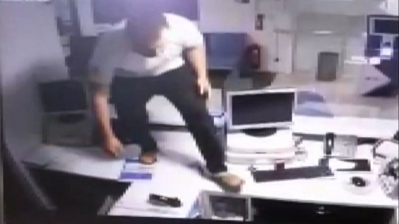 Bursa'daki hırsız, bankadan önce züccaciye soydu