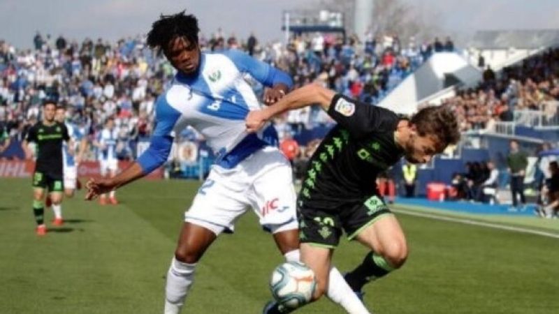 Awaziem'in menajeri: Beşiktaş futbolcumu istiyor