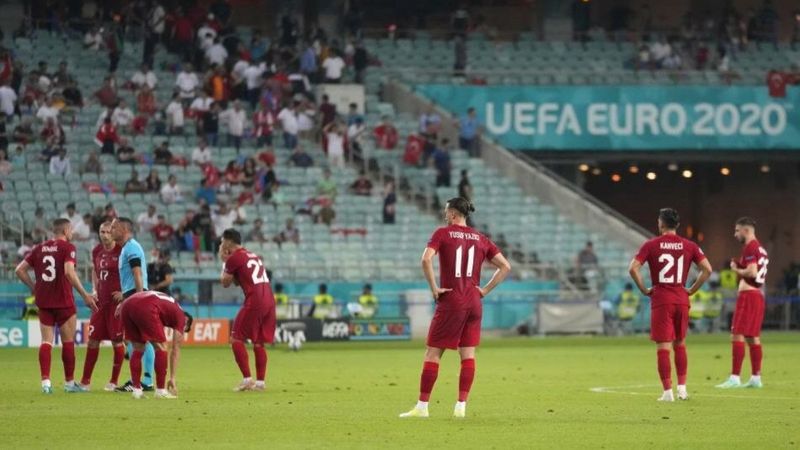 Milli oyunculardan özeleştiri: Bize güvenenleri mahcup ettik