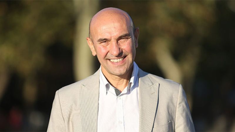 İzmir'in trafik sorununa Tunç Soyer, 'Araba sayısı azaltma' teklifi sundu