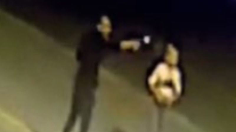 Denizli'de makas atan magandanın kurşun yağdırdığı anlar