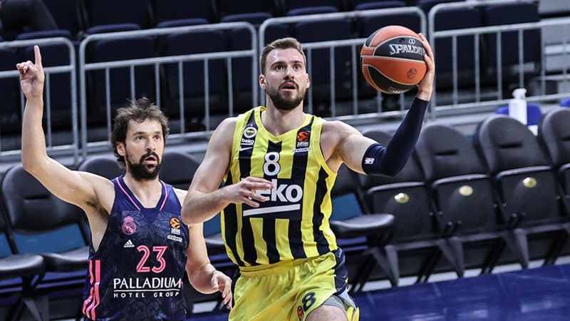 Fenerbahçe basketbolda ikinci takım için TBF'ye başvurdu