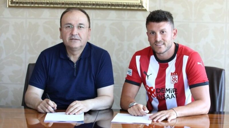 Sivasspor, Sefa Yılmaz'ı transfer etti