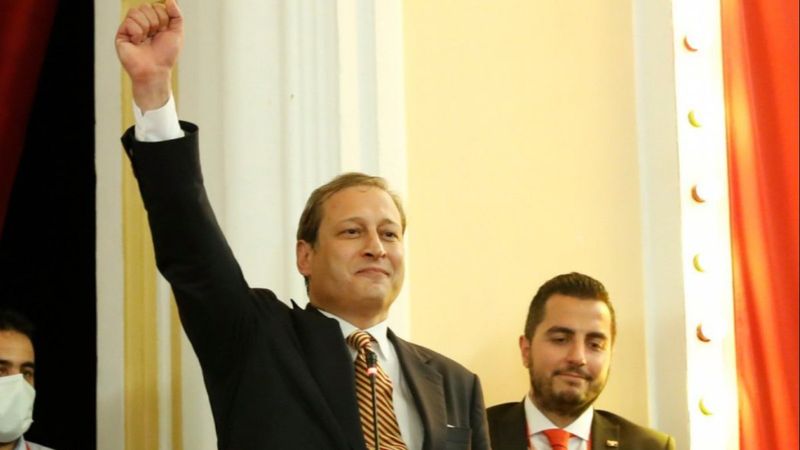 Burak Elmas: Futbolumuz Cumhurbaşkanı Erdoğan'ın yatırımlarına layık olmalı