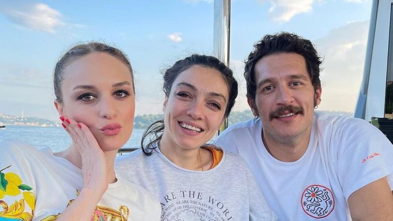 Merve Dizdar'ın keyfi yerinde