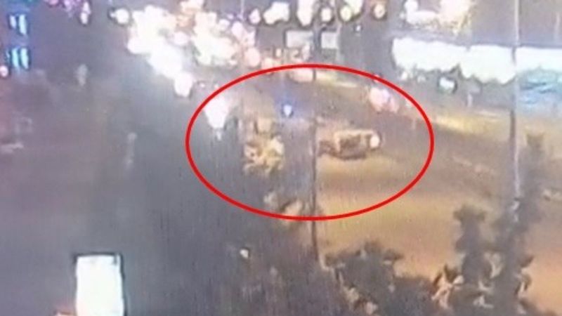 Bursa’da alkollü sürücü polis noktasına daldı: 2’si polis 4 yaralı