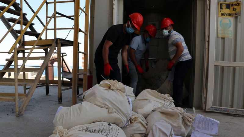 Van'da tonlarca uyuşturucu, çimento fabrikasında imha edildi