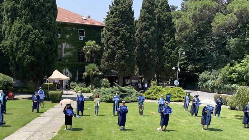 Boğaziçi Üniversitesi'nde akademisyenlerin eylemi sürüyor