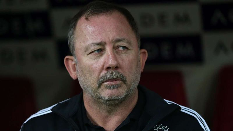 Sergen Yalçın yeni sözleşme belirsizliği sürecini anlattı