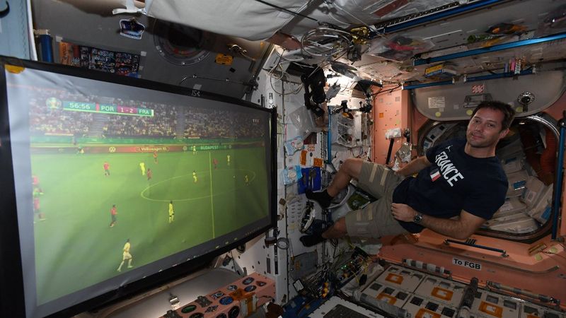 Fransız astronot Pesquet uzayda Portekiz-Fransa maçını takip etti