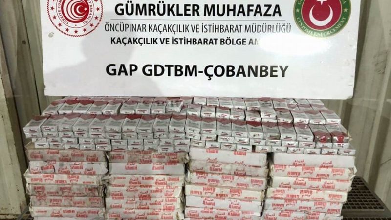 Kilis'te tır lastiğinden kaçak sigara çıktı