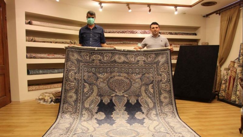 Nevşehir'de, 6 metrekare olan ipek halı 800 bin liradan satılıyor