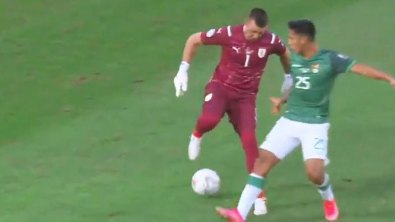 Muslera'nın Bolivya maçındaki çalımı