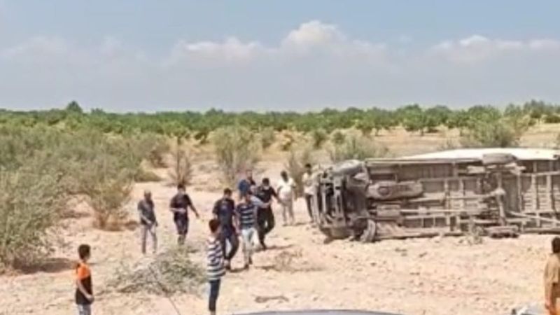 Gaziantep’te yolcu taşıyan minibüs takla attı