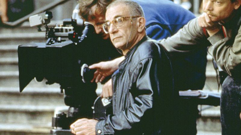 Krzysztof Kieślowski kimdir? Google'a doodle olan Krzysztof Kieślowski hakkında bilgiler...
