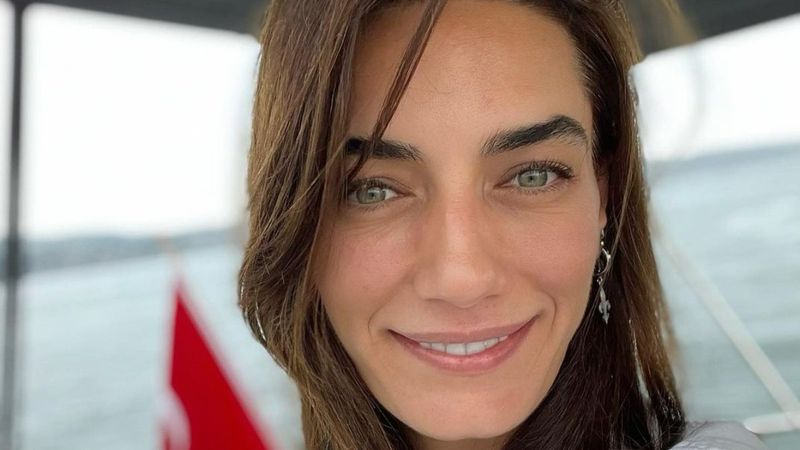 Hande Subaşı tatilde