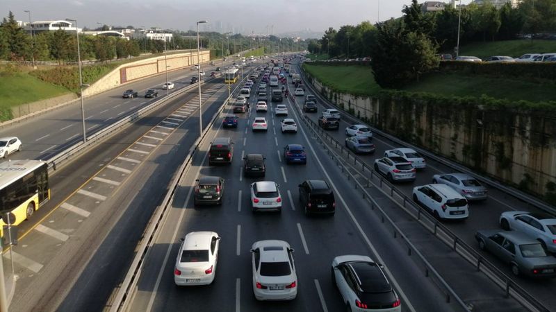 İstanbul'da haftanın ilk iş günü trafiği