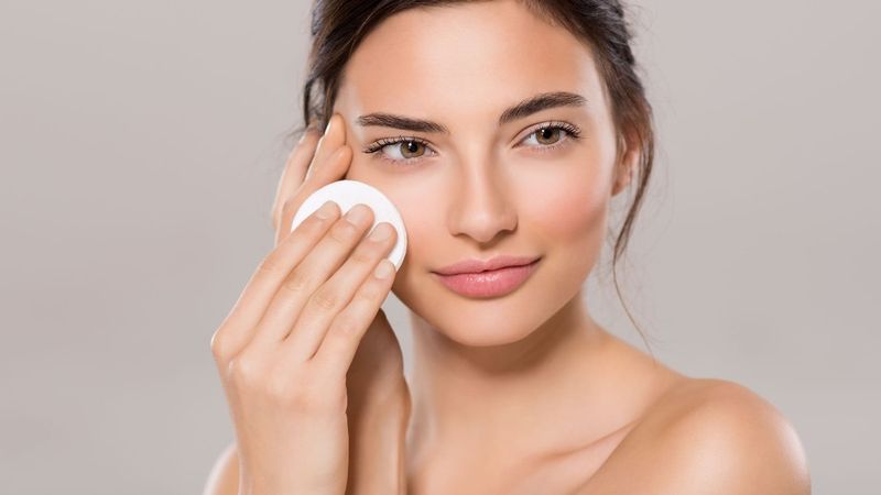 Cildinizi daha sağlıklı hale getirmenin 8 yolu