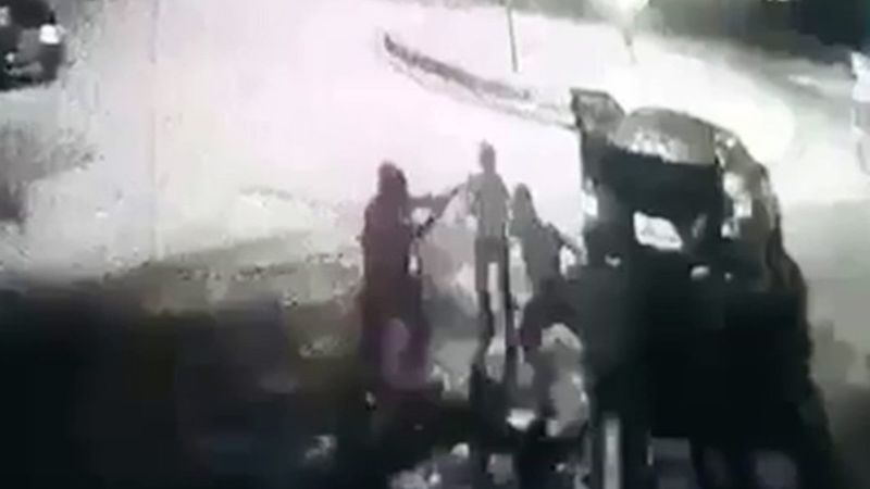 Büyükçekmece’de restoran çıkışı yumruklu kavga