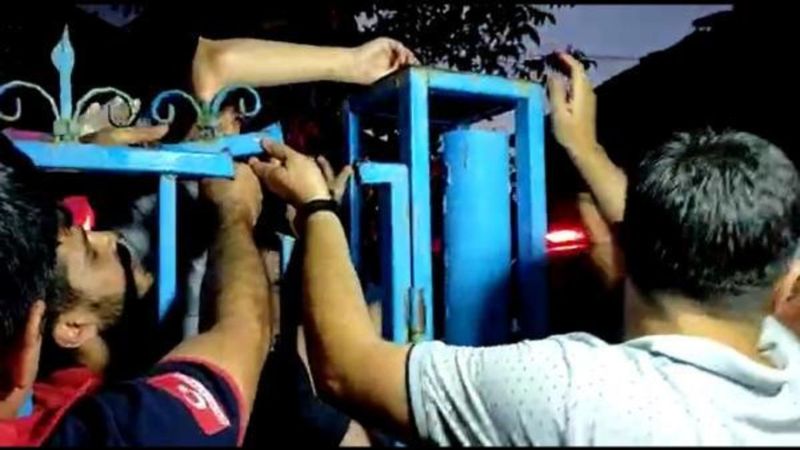 Malatya'da 10 yaşındaki çocuğun koluna, demir saplandı