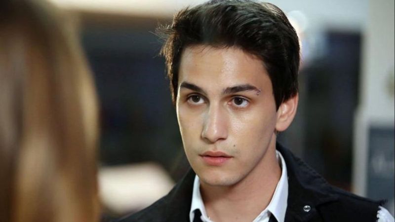 Sen Çal Kapımı Eda'nın asistanı Kerem kimdir? Sina Özer hakkında bilgiler...