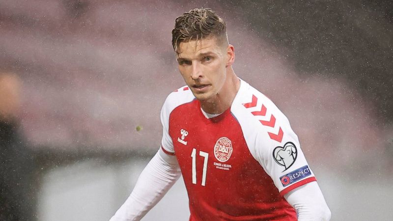 Galatasaray'ın sağ bek adayı Larsen